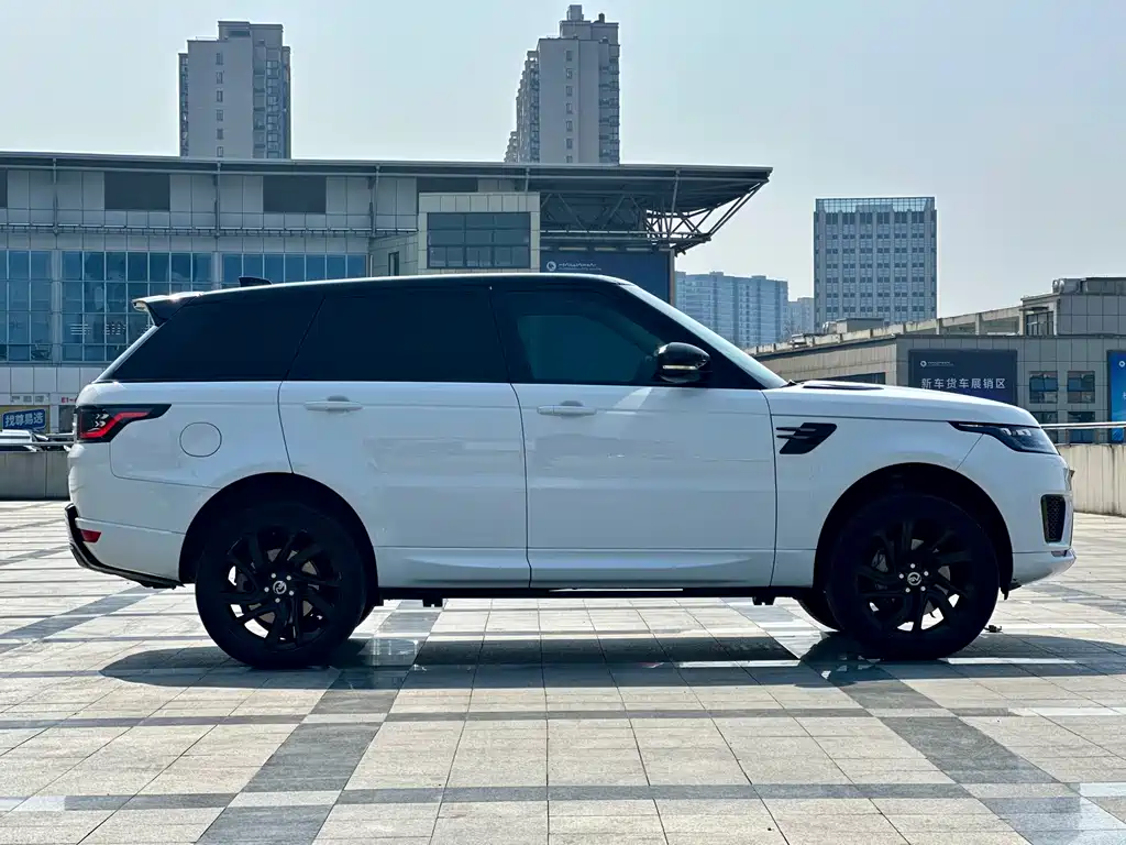 Range Rover Sport 2018 3.0 SC V6 HSE DYNAMIC купить на сайте DeffCars