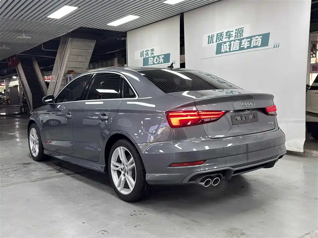 Audi A3 2020 Limousine 35 TFSI Fashion Type National V купить на сайте DeffCars
