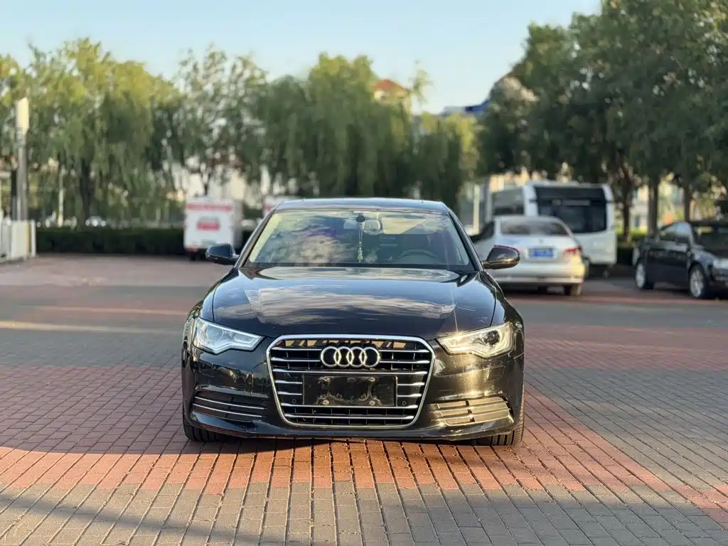 Audi A6L 2015 30 FSI Million Commemorative Comfort Model купить на сайте DeffCars