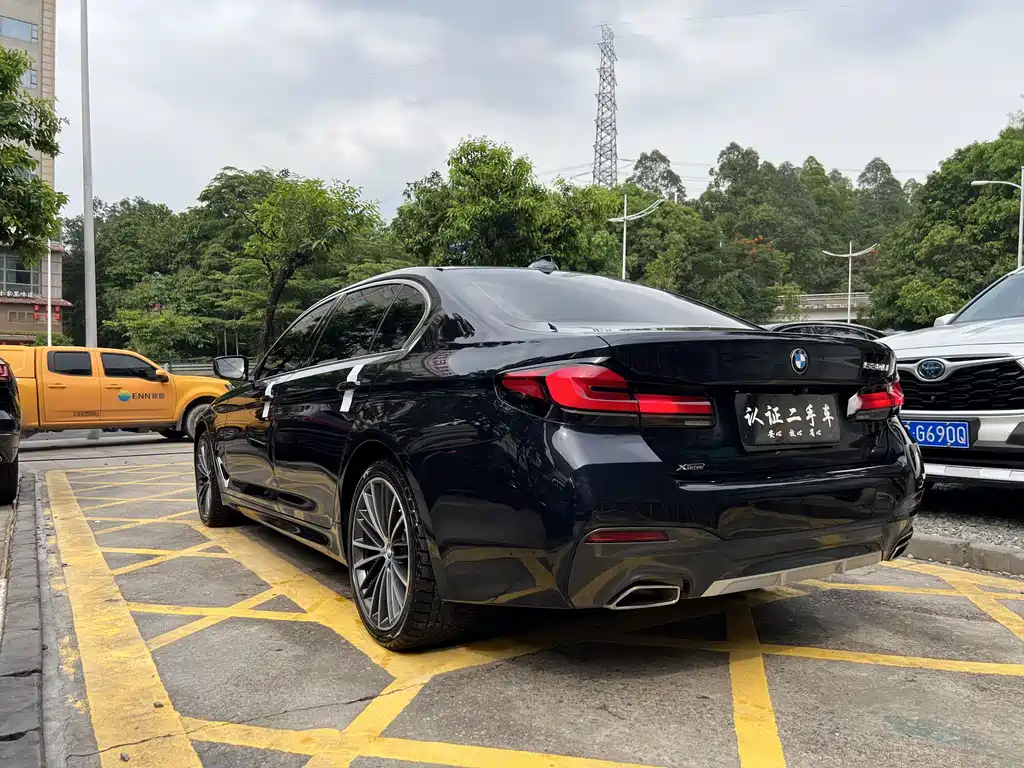 BMW 5 Series 2023 530Li xDrive M Sports Package купить на сайте DeffCars