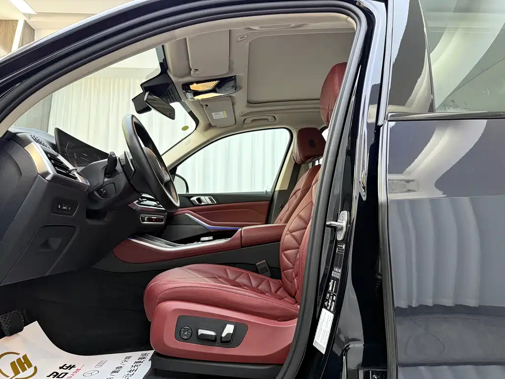 BMW X5 2025 xDrive 30Li Exclusive M Sports Night Package купить на сайте DeffCars