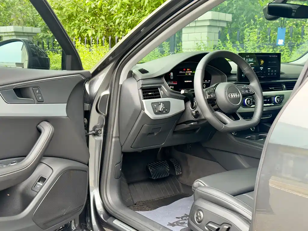 Audi A4L 2022 40 TFSI luxury and dynamic model купить на сайте DeffCars