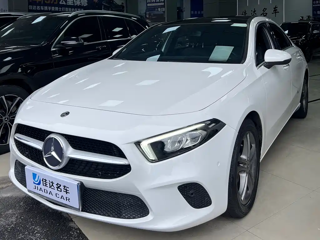 Mercedes-Benz A-Class 2019 A 200 L купить на сайте DeffCars