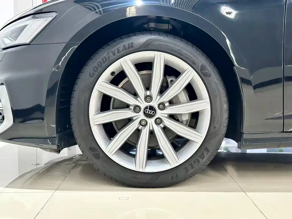 Audi A6L 2023 45 TFSI Premium Dynamic Model купить на сайте DeffCars
