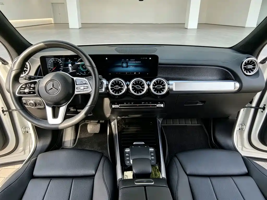 Mercedes-Benz GLB 2022 GLB 200 Fashion Model купить на сайте DeffCars