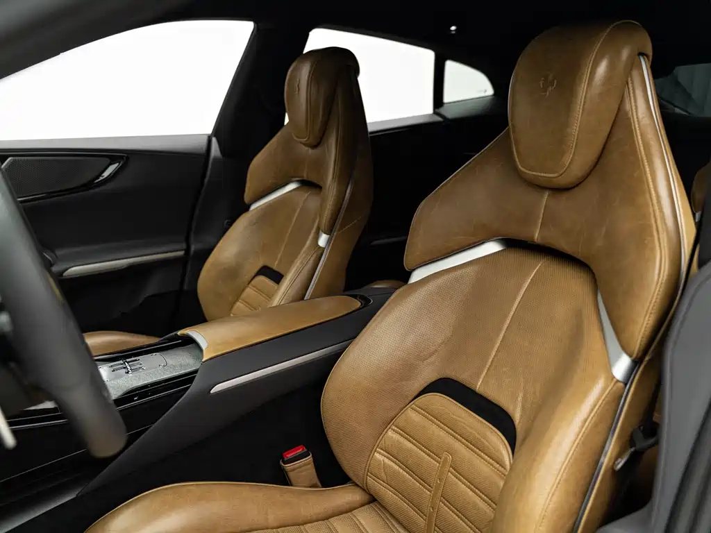 Purosangue 2023 6.5L V12 купить на сайте DeffCars