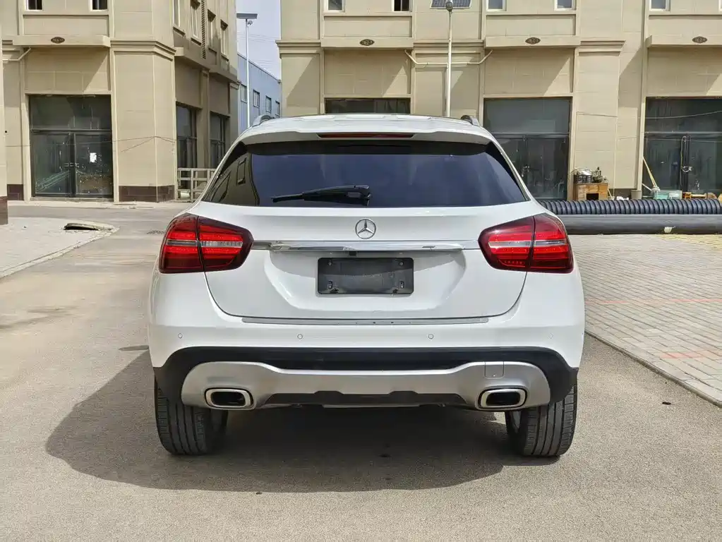 Mercedes-Benz GLA 2018 GLA 200 Dynamic купить на сайте DeffCars