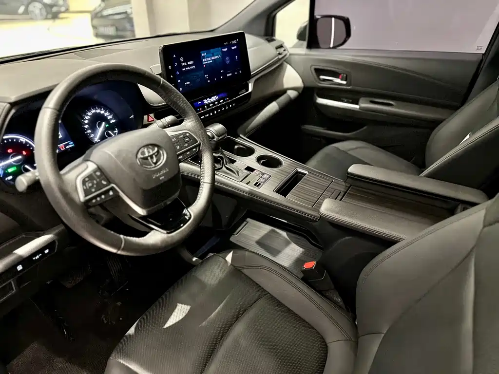 Grevia 2023 2.5L Hybrid Monarch VIP Edition купить на сайте DeffCars