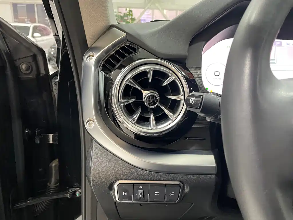 Tank 400 New Energy 2024 Hi4-T Off-Road Version купить на сайте DeffCars