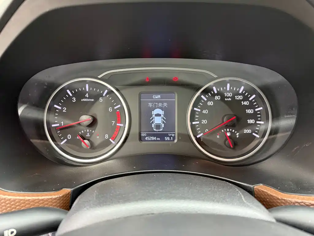 Fengjun 6 2017 2.4L gasoline four-wheel drive elite 4G69 купить на сайте DeffCars
