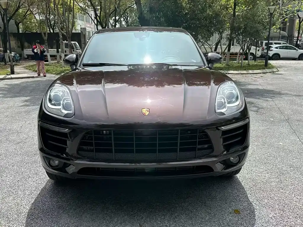 Macan 2017 Macan 2.0T купить на сайте DeffCars
