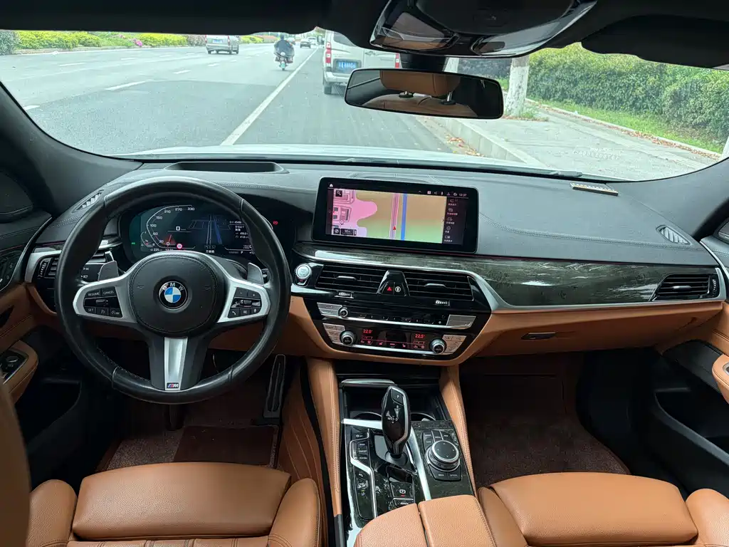 BMW 6 Series GT 2021 630i M Sports Package купить на сайте DeffCars
