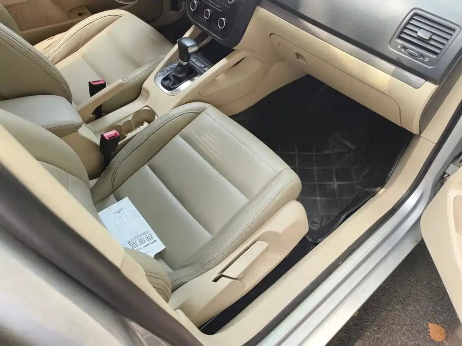 Sagitar 2011 1.6L automatic special edition купить на сайте DeffCars