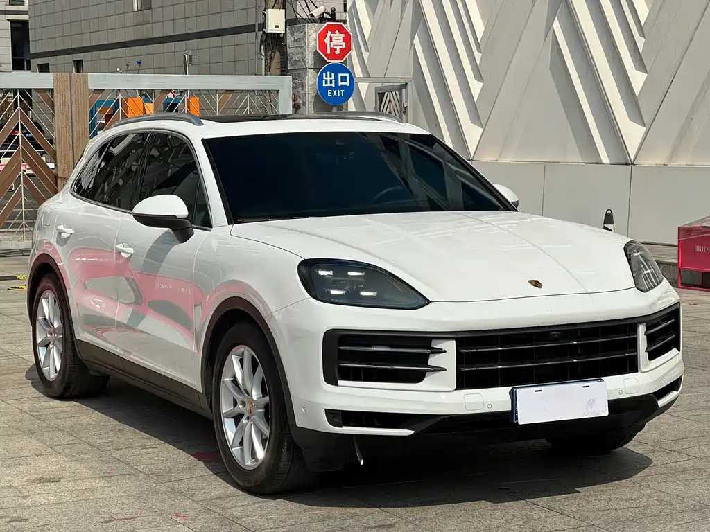 Cayenne 2024 Cayenne 3.0T купить на сайте DeffCars
