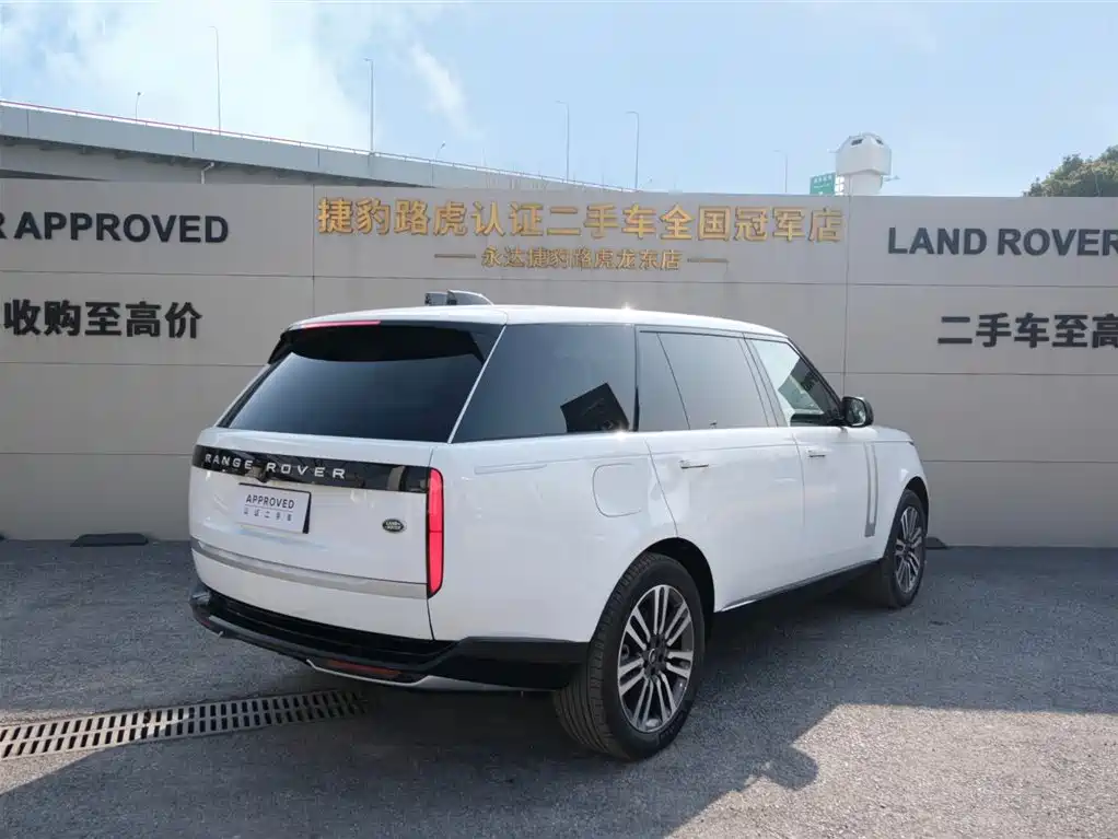 Range Rover 2023 3.0 L6 400PS Genesis Extended Edition купить на сайте DeffCars