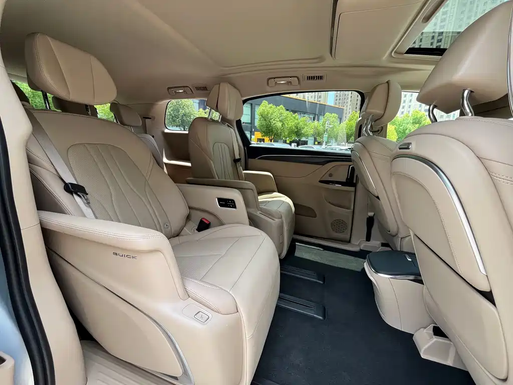 Buick GL8 New Energy 2025 Lu Shang Exclusive Edition купить на сайте DeffCars