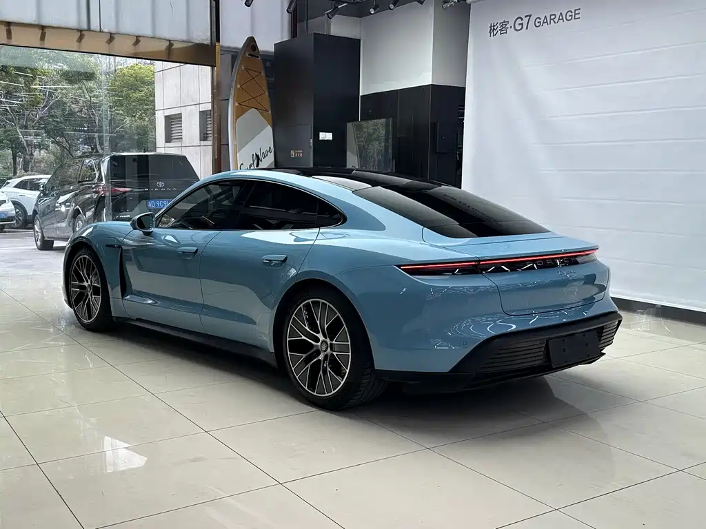 Taycan 2022 Taycan купить на сайте DeffCars