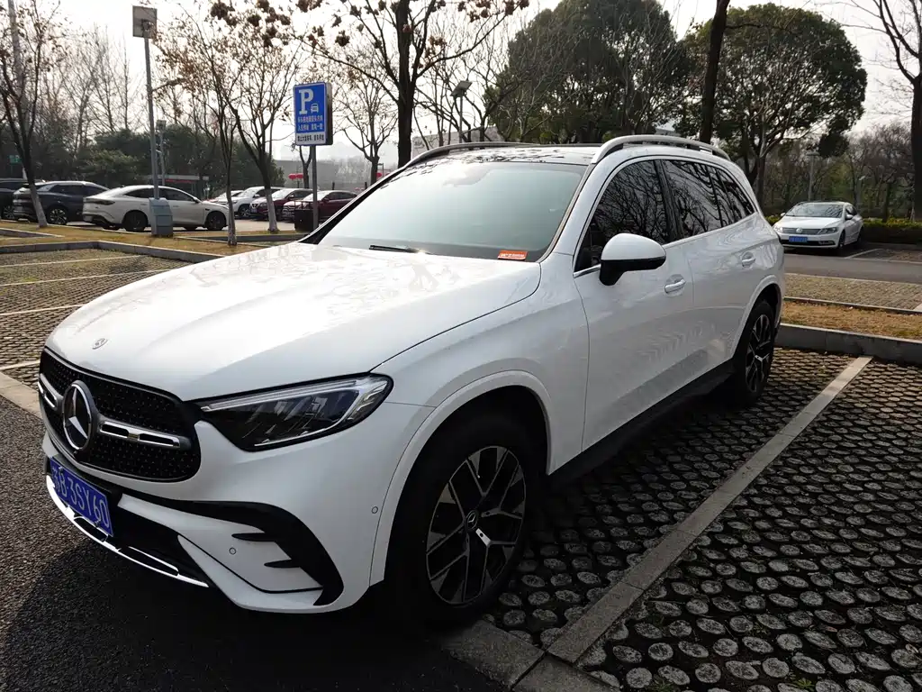 Mercedes-Benz GLC 2023 GLC 260 L 4MATIC luxury model 5 seats купить на сайте DeffCars
