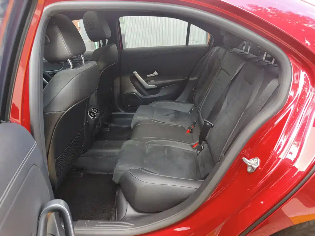 Mercedes-Benz A-Class 2021 A 200 L Sports Sedan Fashionable купить на сайте DeffCars