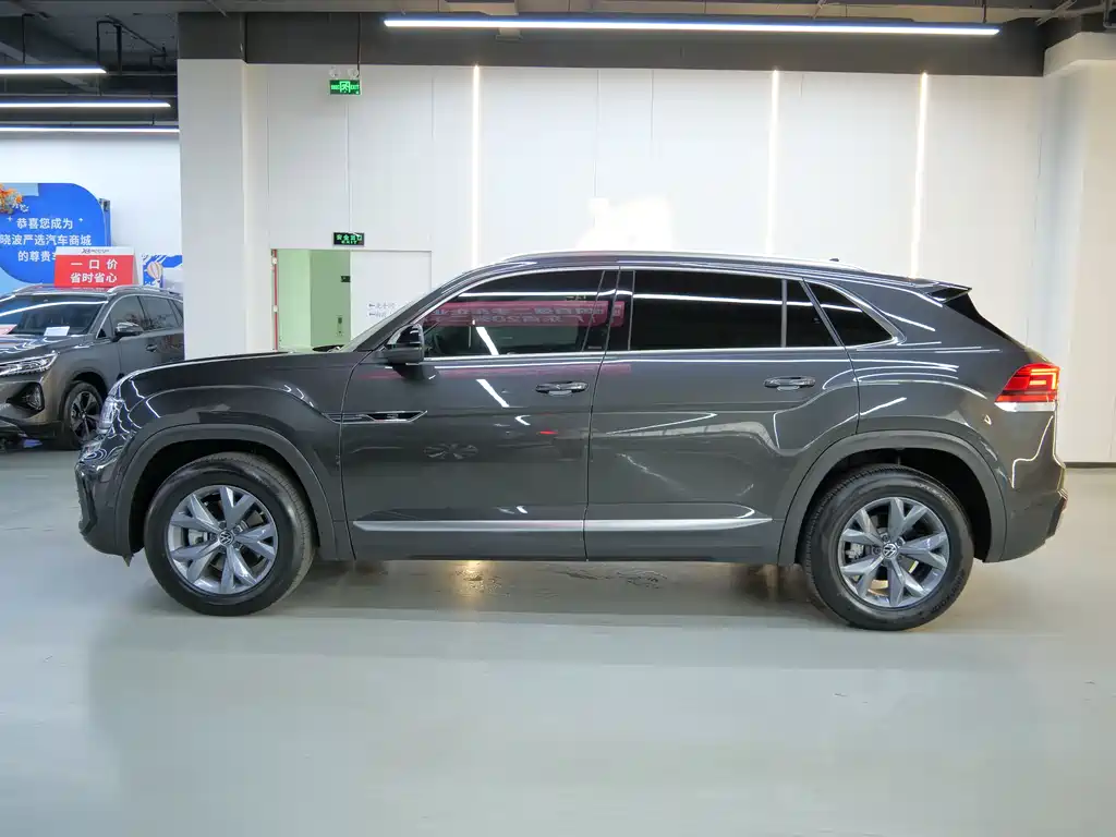 Touron 2022 Touron X 380TSI four-wheel drive luxury version купить на сайте DeffCars