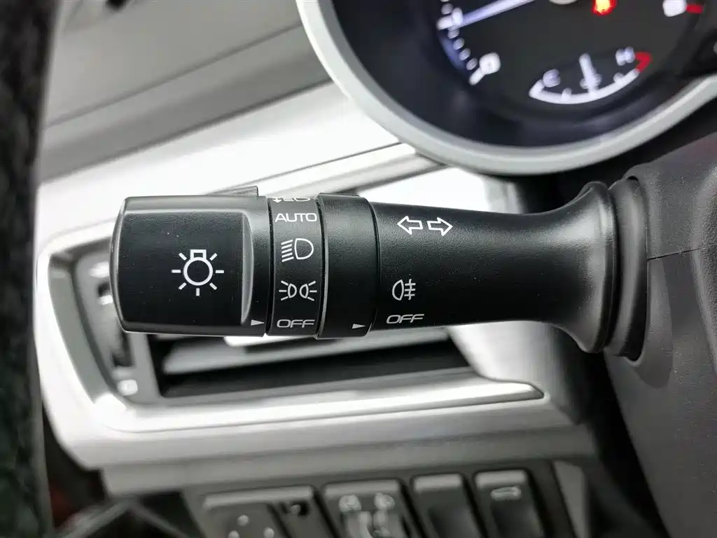 Emgrand GS 2019 1.4T CVT купить на сайте DeffCars