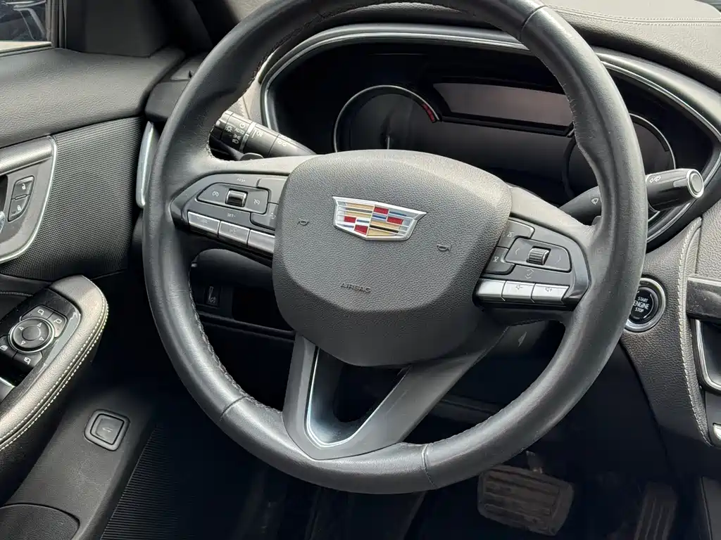 Cadillac CT5 2022 28T luxury model (standard version) купить на сайте DeffCars
