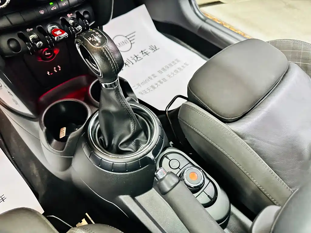 MINI 2016 1.5T COOPER купить на сайте DeffCars