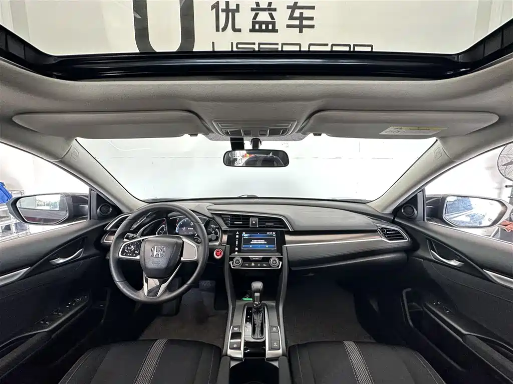 Civic 2019 220TURBO CVT Dynamic Edition National VI купить на сайте DeffCars