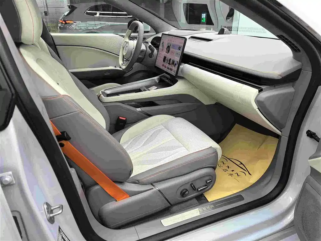 JiKr 007GT 2025 rear-wheel drive smart driving version 75kWh купить на сайте DeffCars
