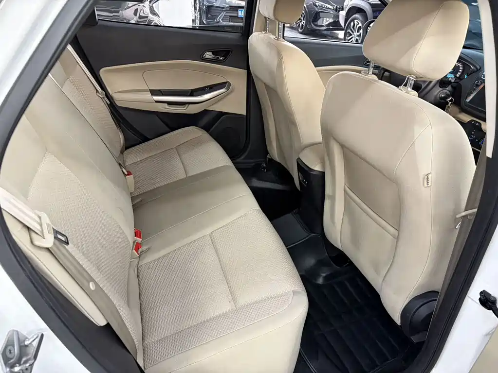 Escort 2017 1.5L automatic comfort model купить на сайте DeffCars