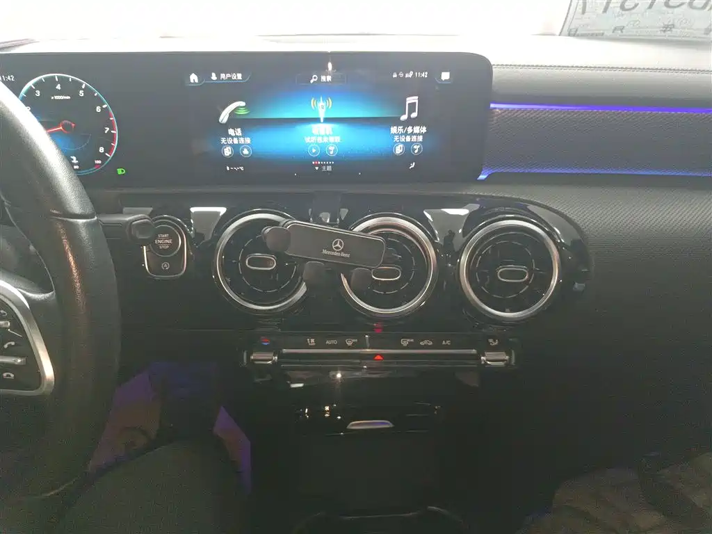 Mercedes-Benz A-Class 2021 facelift A 180 L sports sedan купить на сайте DeffCars