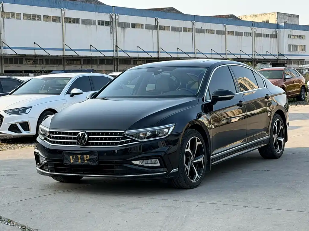 Magotan 2023 2 million commemorative edition 330TSI DSG luxury model купить на сайте DeffCars