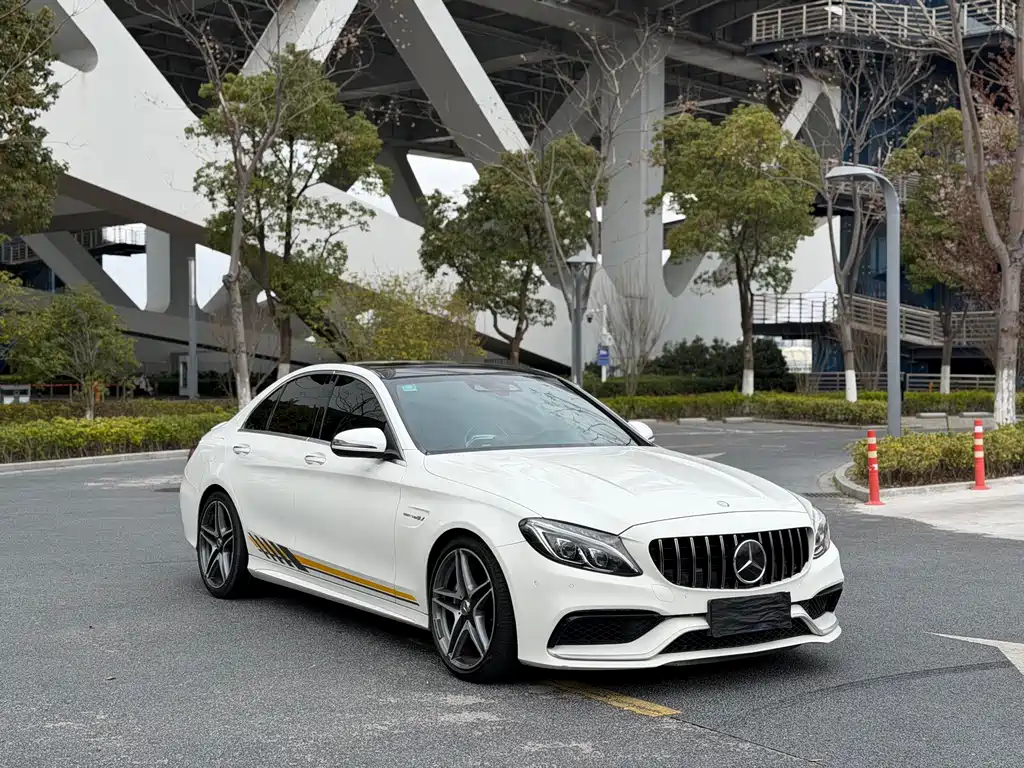 Mercedes-Benz C-Class AMG 2015 AMG C 63 купить на сайте DeffCars