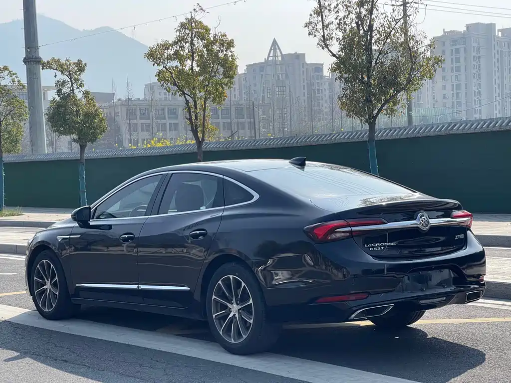 LaCrosse 2021 652T luxury model купить на сайте DeffCars