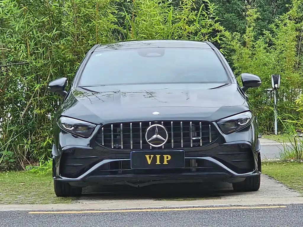 Mercedes-Benz A-Class AMG 2025 facelift AMG A 35 L 4MATIC купить на сайте DeffCars