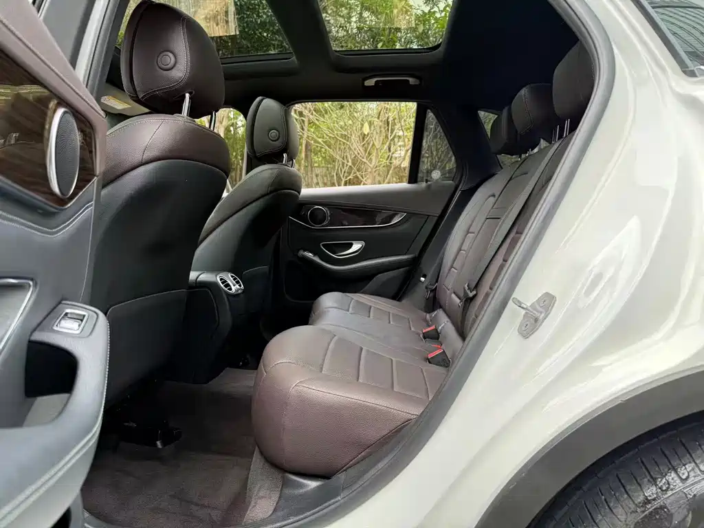Mercedes-Benz GLC 2018 facelift GLC 260 4MATIC luxury model купить на сайте DeffCars