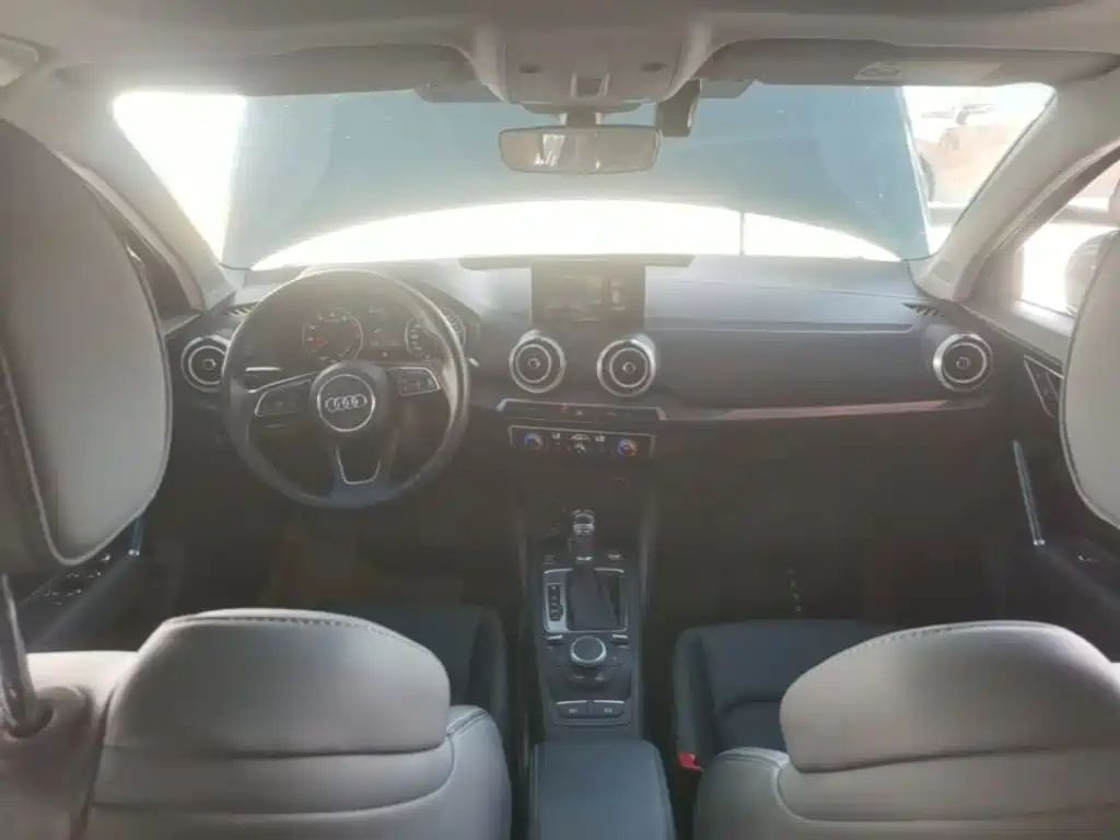 Audi Q2L 2022 35 TFSI fashionable and elegant купить на сайте DeffCars