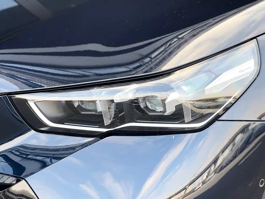 BMW 5 Series 2024 530Li Leading M Sports Package купить на сайте DeffCars
