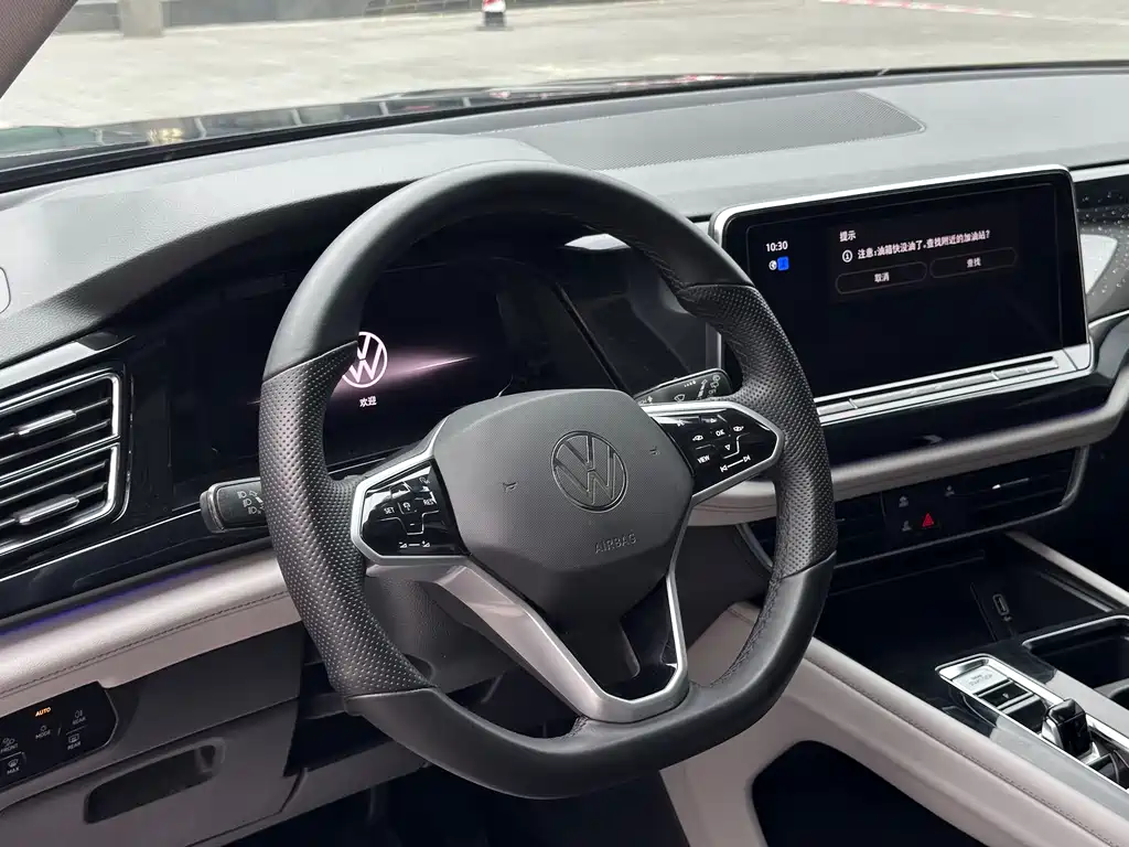 Touron 2023 380TSI four-wheel drive luxury version купить на сайте DeffCars