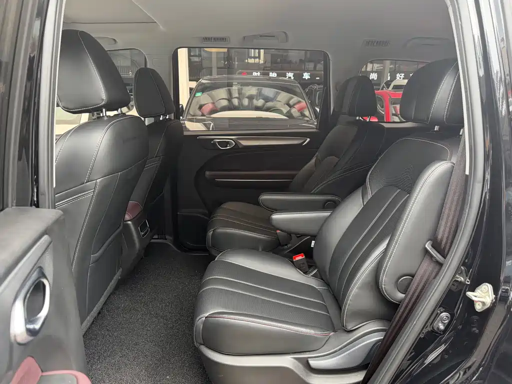 Trumpchi M6 2023 PRO 270T DCT Deluxe Edition купить на сайте DeffCars
