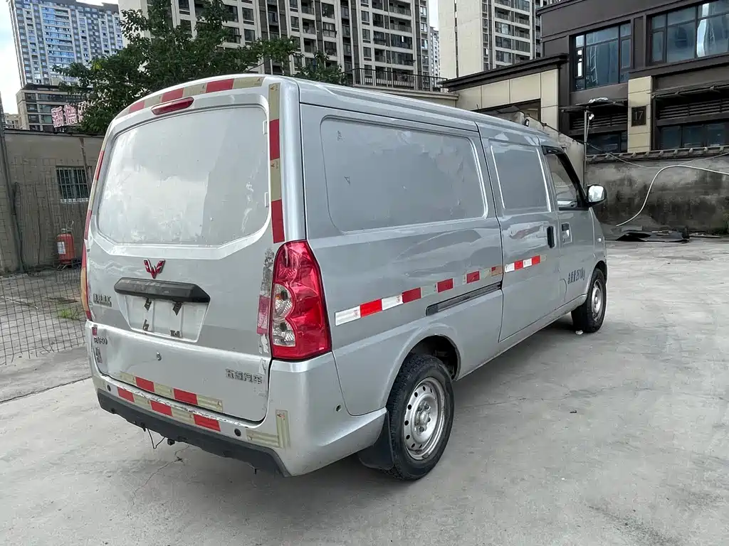 Wuling EV50 2021 van logistics vehicle Bochuang Ningde 41.86kWh Liuji electronic control купить на сайте DeffCars
