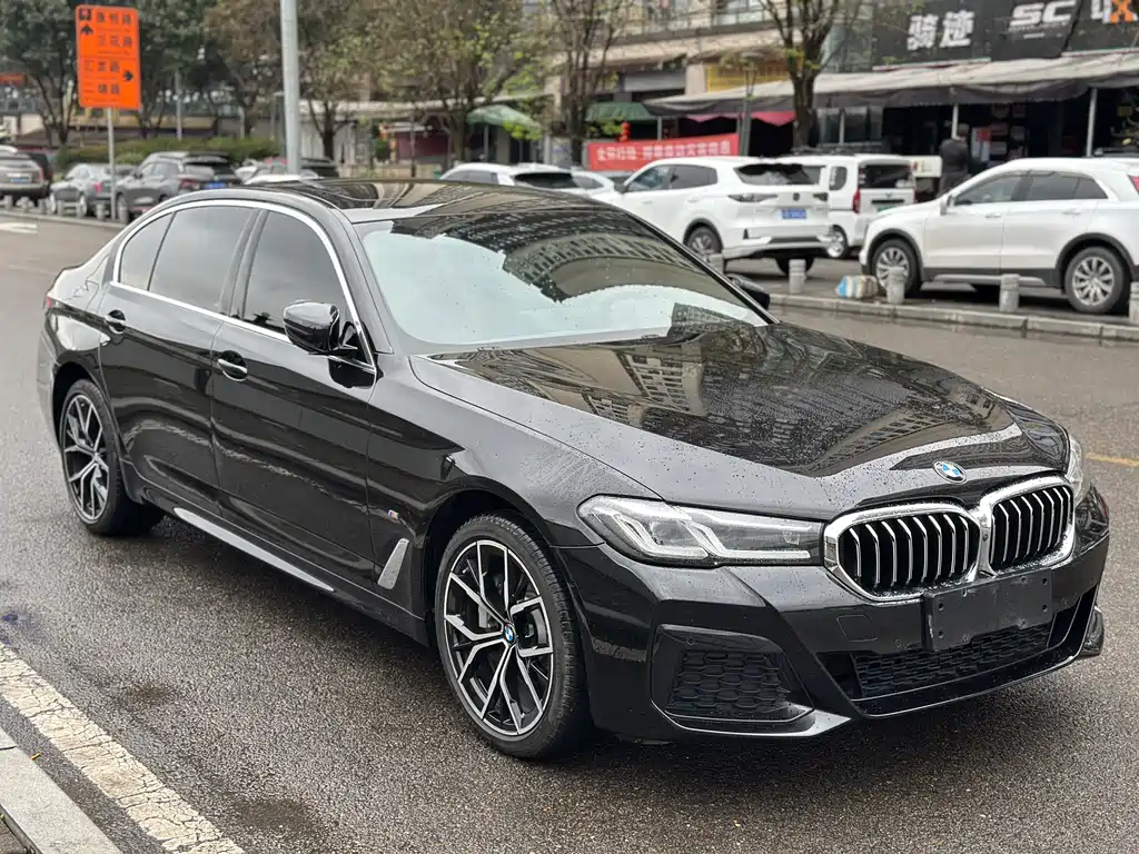 BMW 5 Series 2023 facelift 530Li exclusive M sports package купить на сайте DeffCars