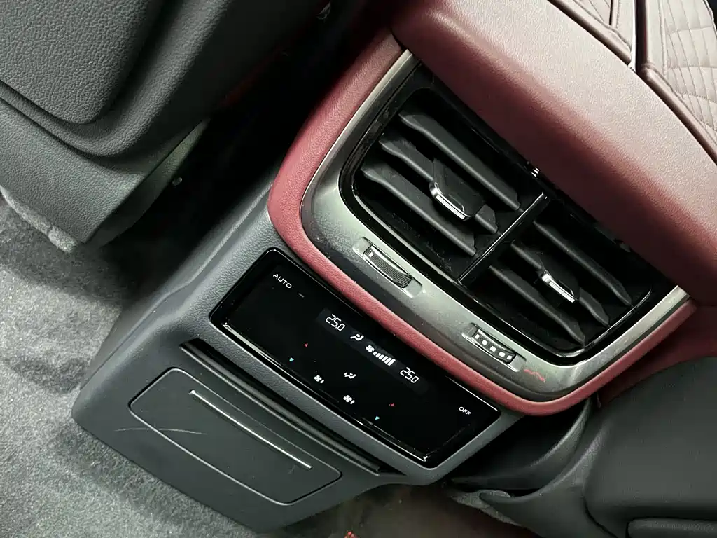 Hongqi E-HS9 2022 model 690km flagship version six seats купить на сайте DeffCars