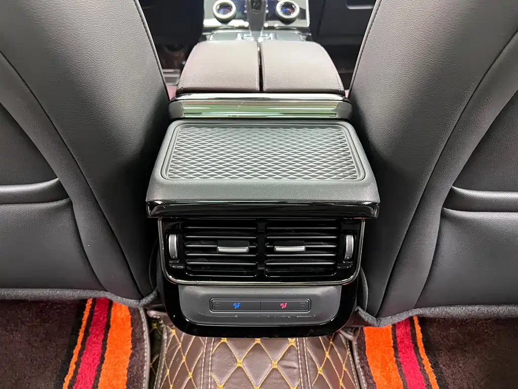 Range Rover Evoque 2021 Evoque L 249PS R-Dynamic First edition купить на сайте DeffCars