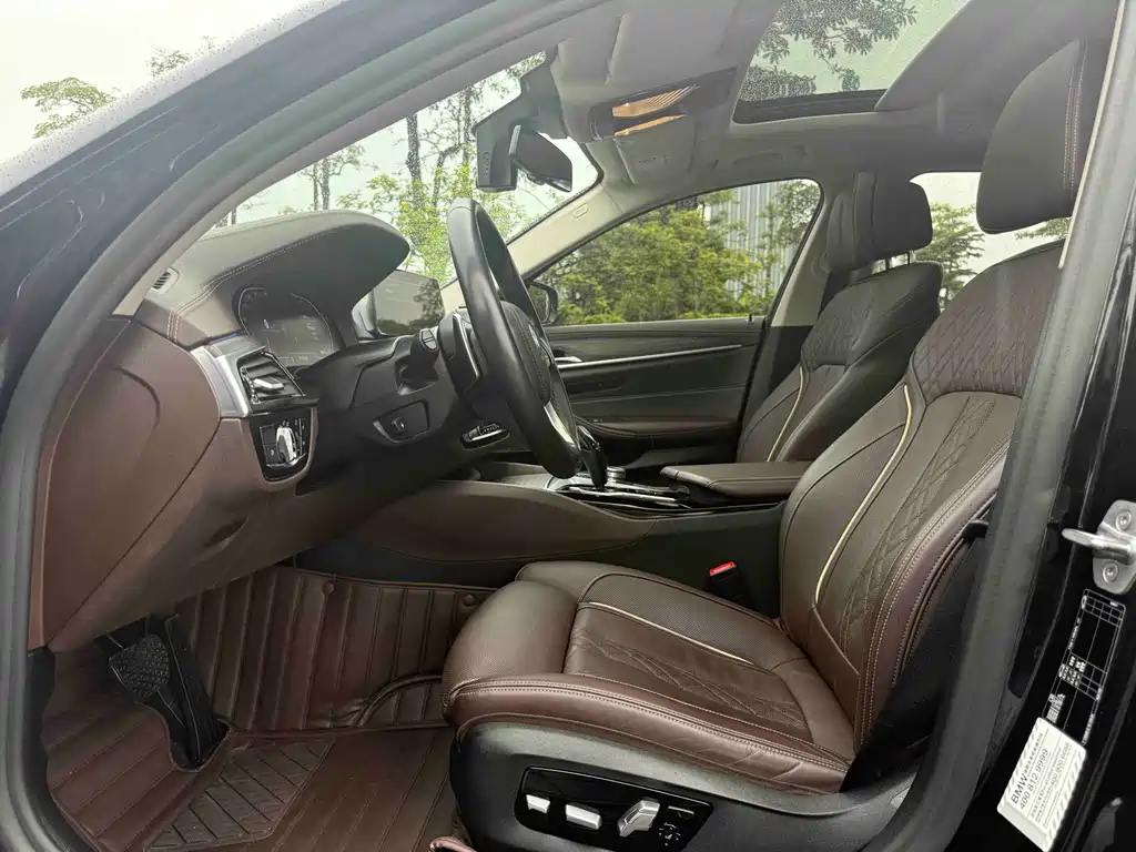BMW 5 Series 2020 530Li Exclusive Luxury Package купить на сайте DeffCars