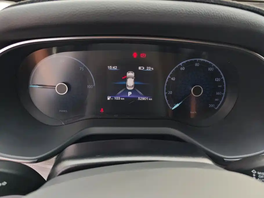 Hongqi E-QM5 2024 model 560km PLUS купить на сайте DeffCars