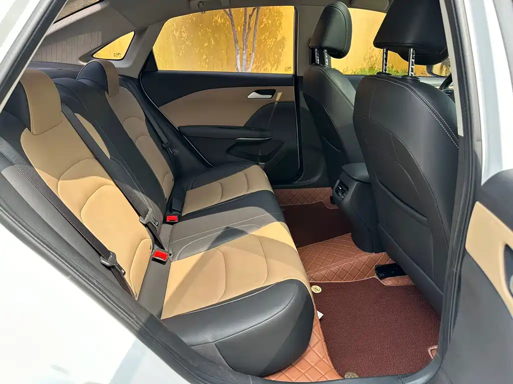 Cruze 2022 320 Automatic Sunroof Edition купить на сайте DeffCars