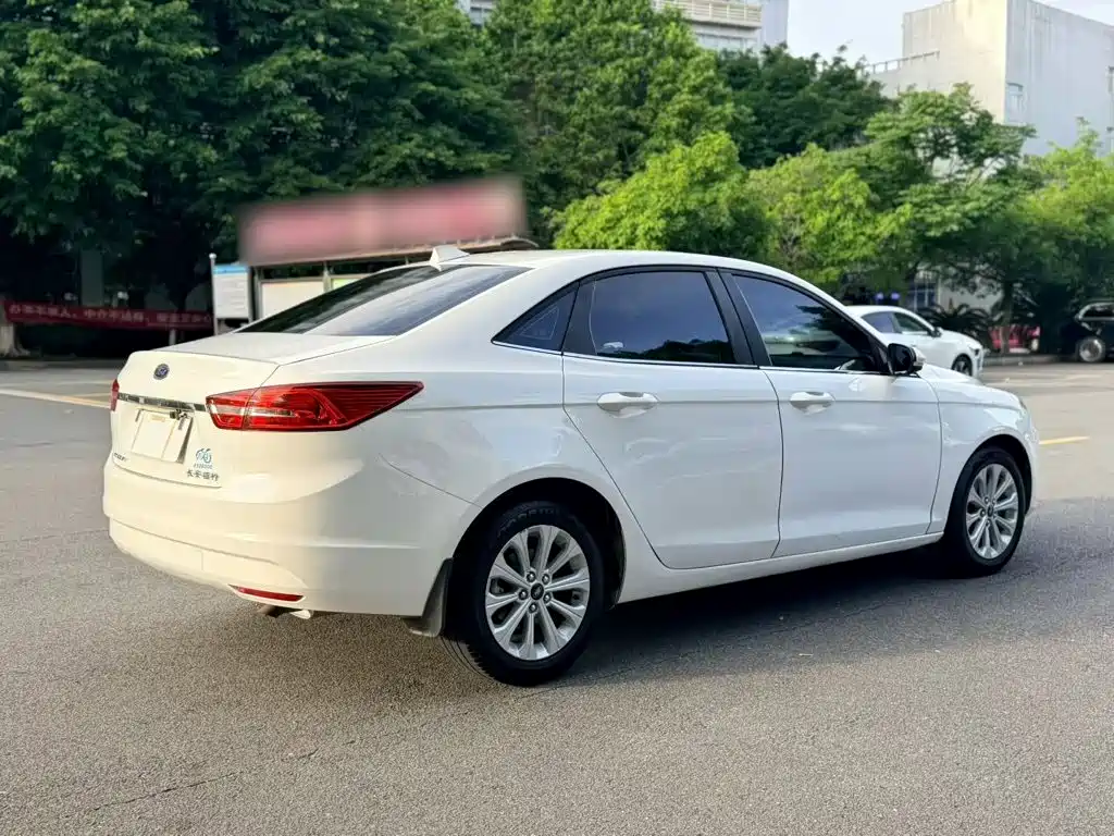 Forex 2015 1.5L automatic fashion model купить на сайте DeffCars