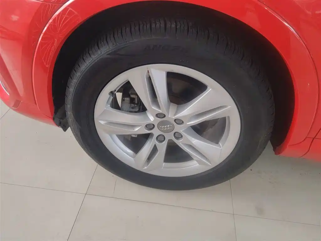 Audi Q3 2018 30th Anniversary Model 30 TFSI Fashion Model купить на сайте DeffCars