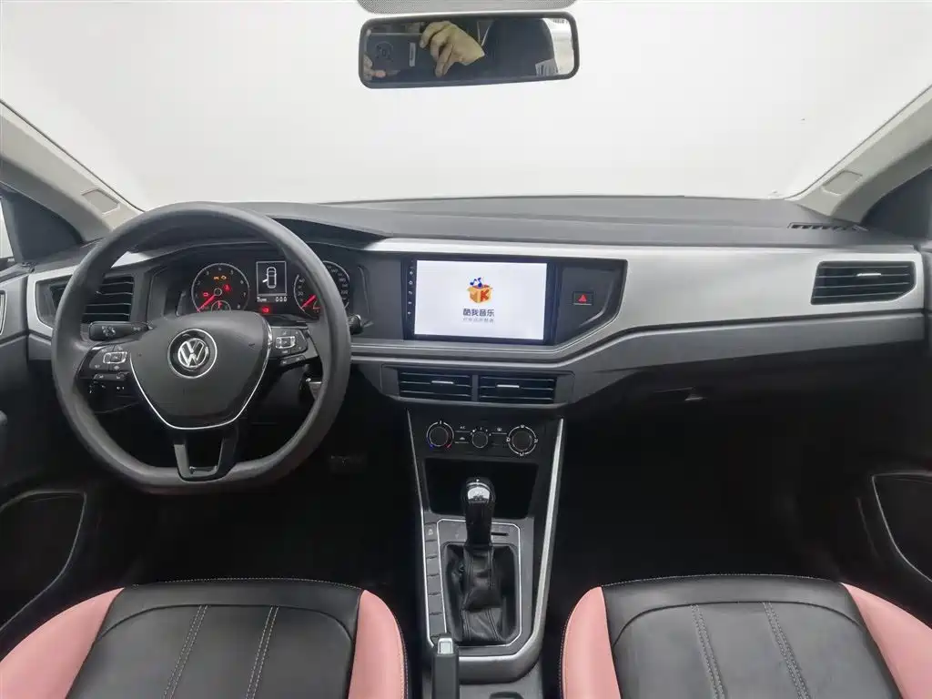 Polo 2019 Plus 1.5L Automatic Panoramic Enjoyment Edition купить на сайте DeffCars